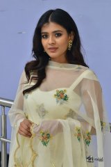 Heeba Patel at 24 Kisses Trailer Launch